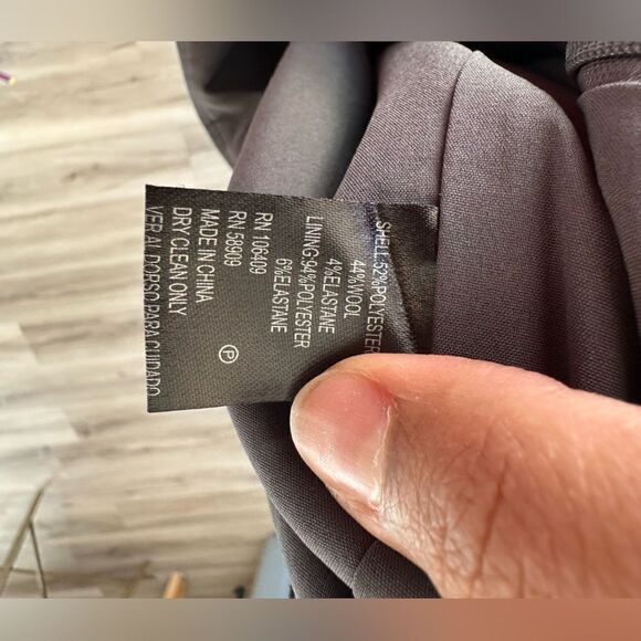 Antonio Melani wool blend pencil skirt with front thigh split 2 - Picture 3 of 9